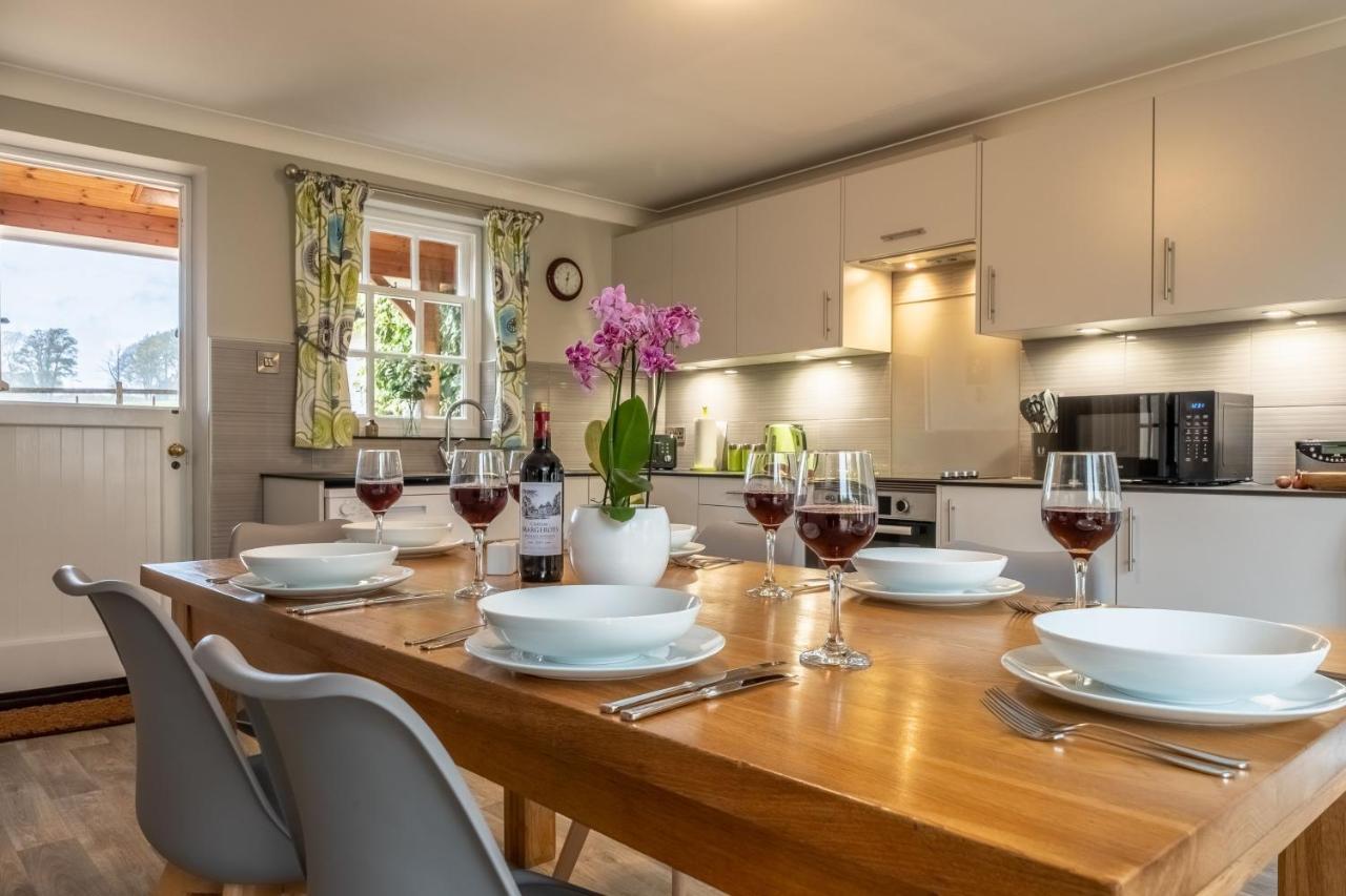 Maltings Lodge Chelsworth Bagian luar foto