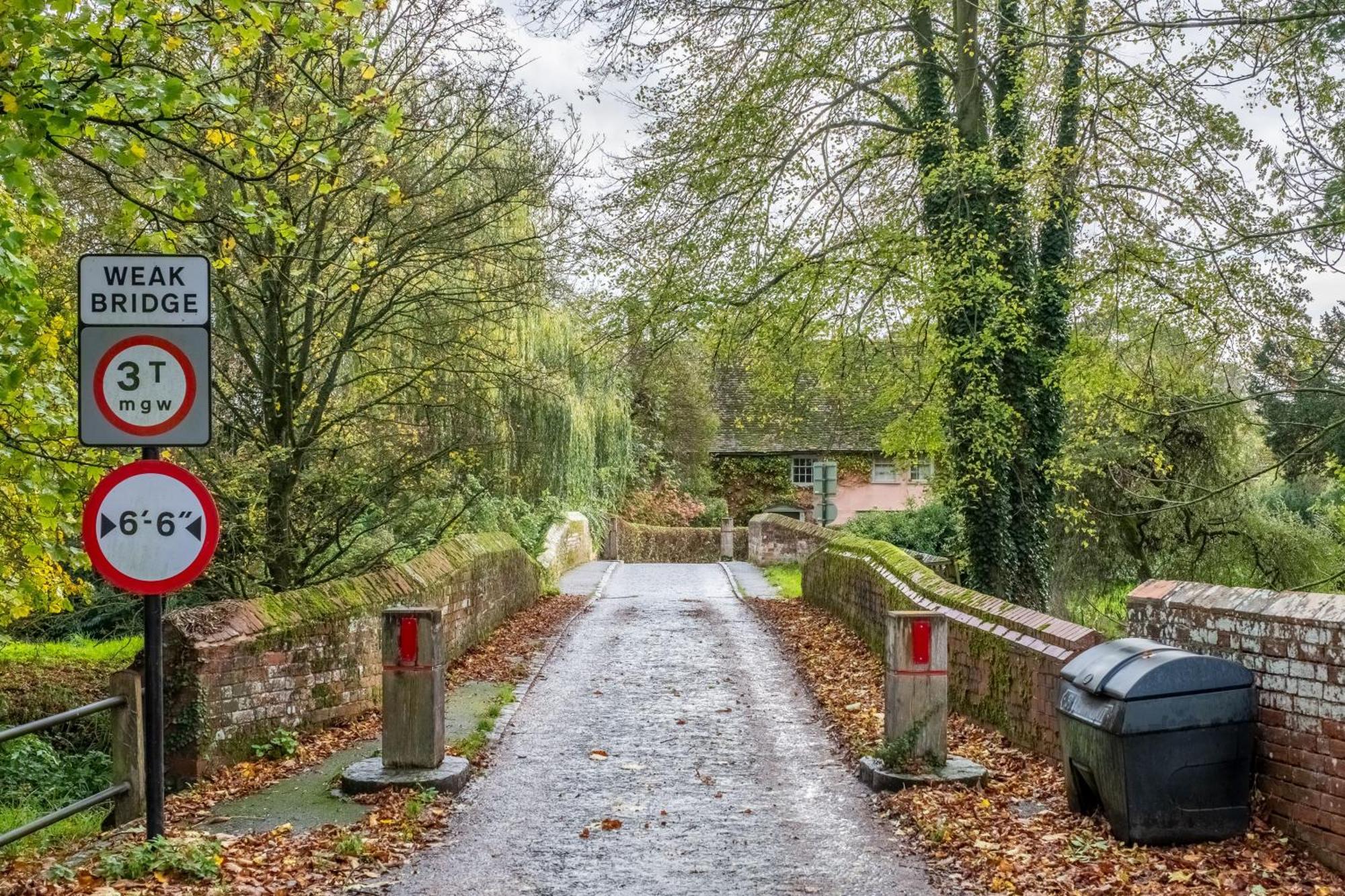 Maltings Lodge Chelsworth Bagian luar foto